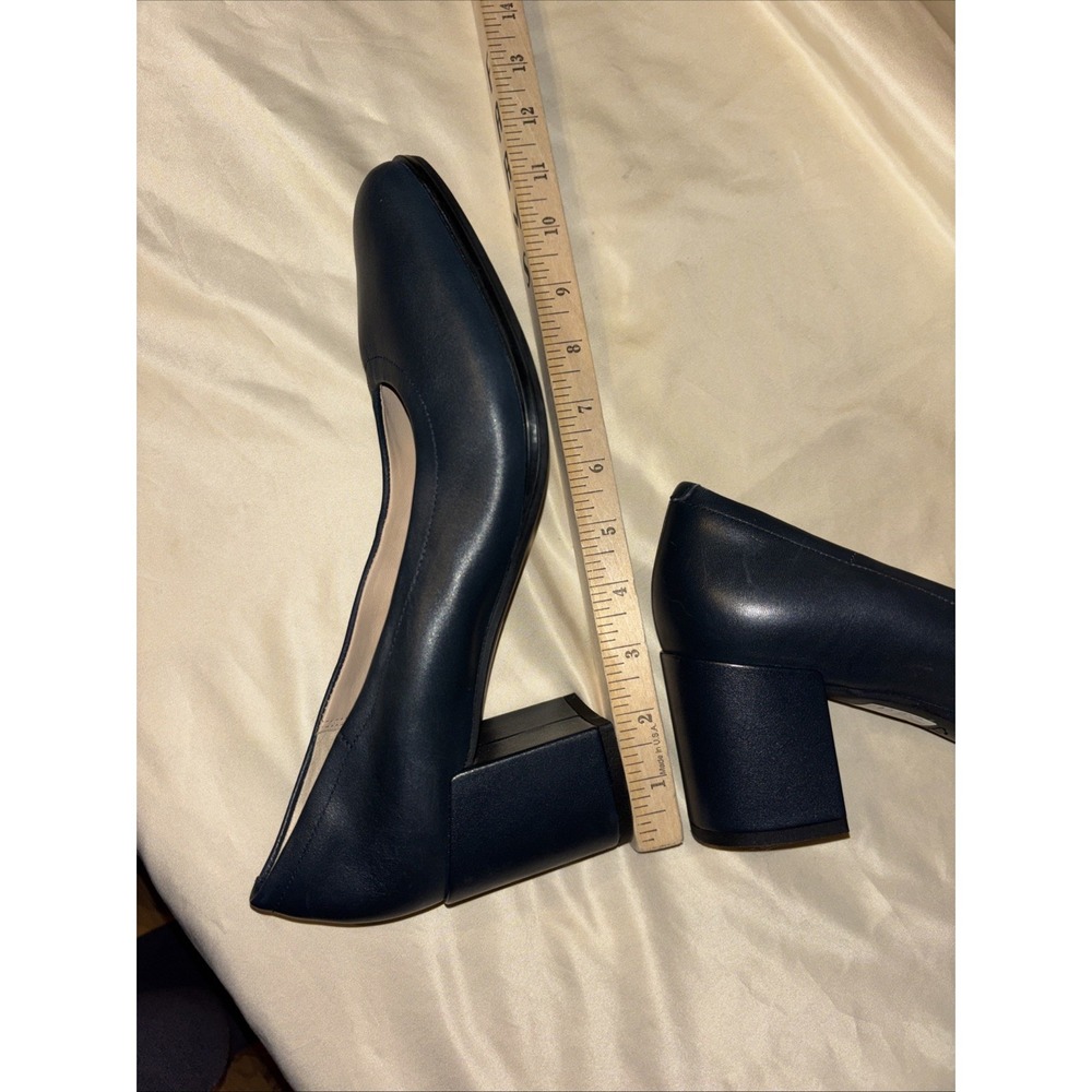 Clarks 10 M Freva 55 Court Pumps Navy Leather Classic Career Block Heels $110 - Picture 16 of 16